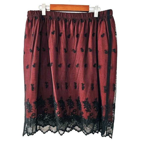 Blace Lace Over Red Women's Skirt - Picture 3 of 3